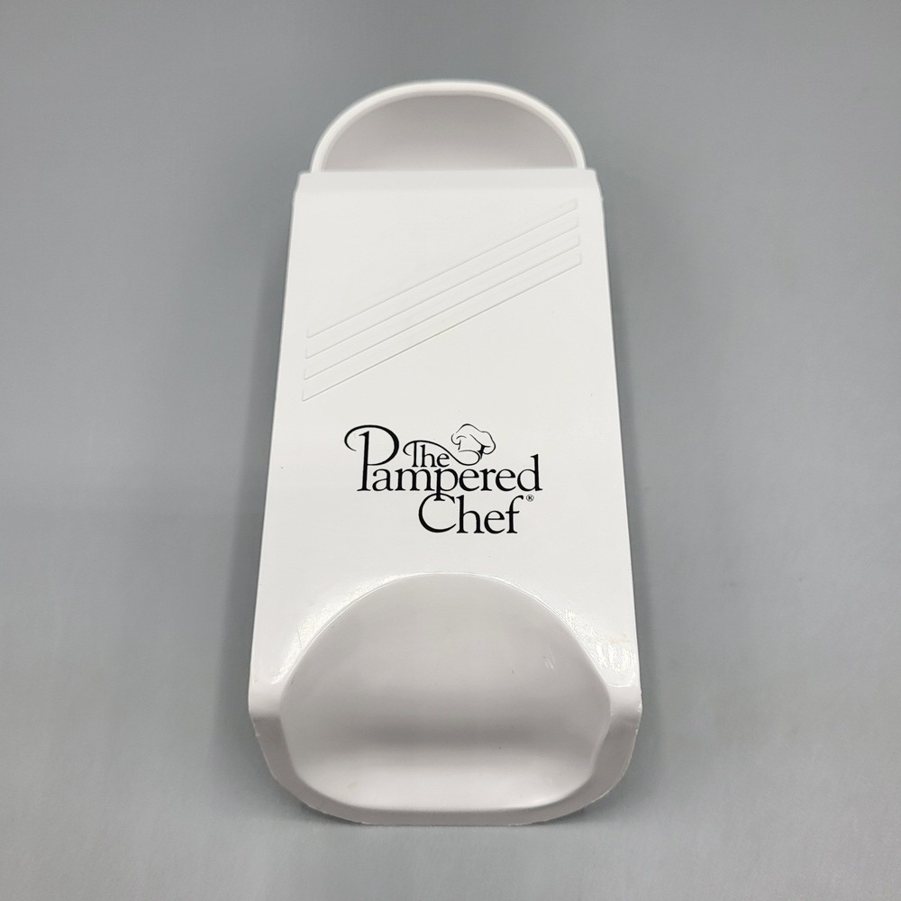 The Pampered Chef Adjustable Measuring Scoop White Sliding